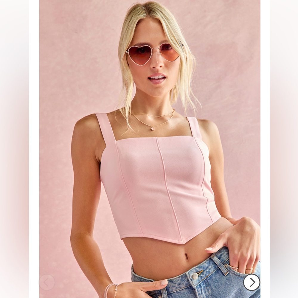 NWT• Francesca's Pink Kaylee Corset Crop Top L Pointed Hem Barbiecore Coquette